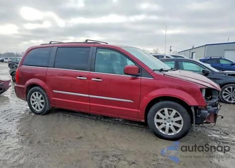 2016 Chrysler Town & Country Touring from USA, damaged, VIN 2C4RC1BG7GR120344